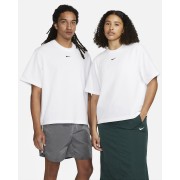Nike Sportswear Essential Womens Boxy T-Shirt DD1237-100